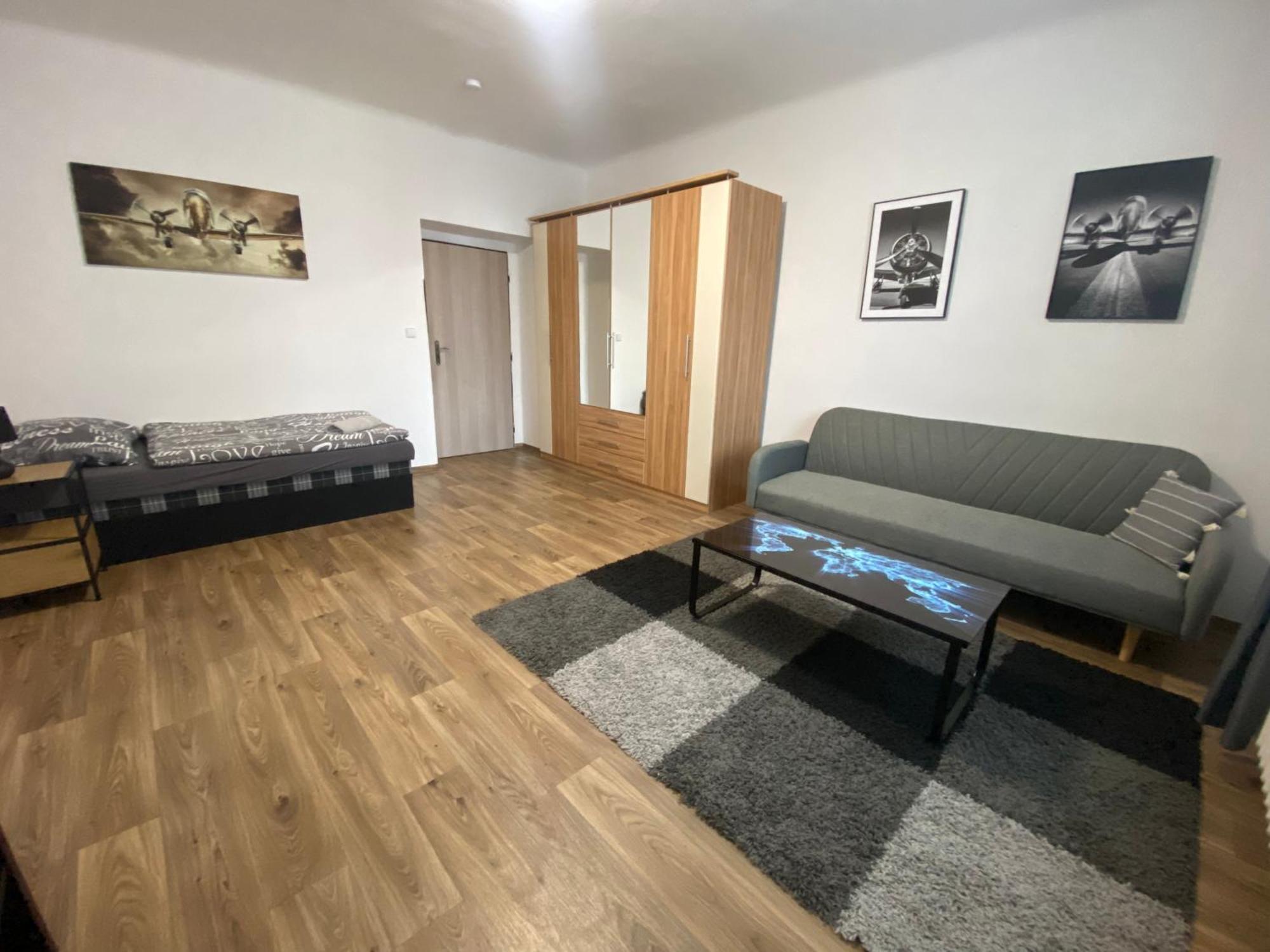 Cerna Ruze - Apartman 3 Plzen Ngoại thất bức ảnh